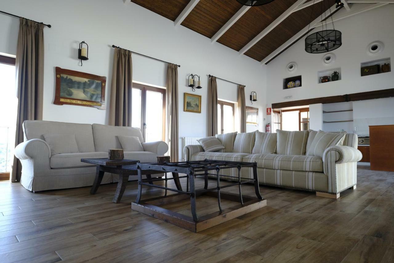 Casas De Alisné Almodóvar del Río